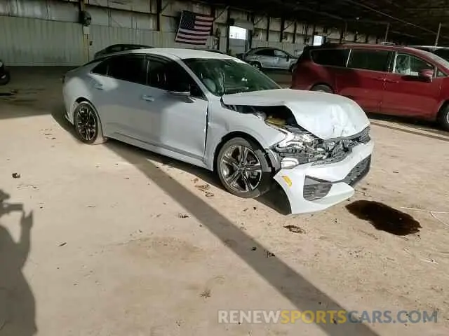 11 Photograph of a damaged car 5XXG64J28NG087995 KIA K5 2022