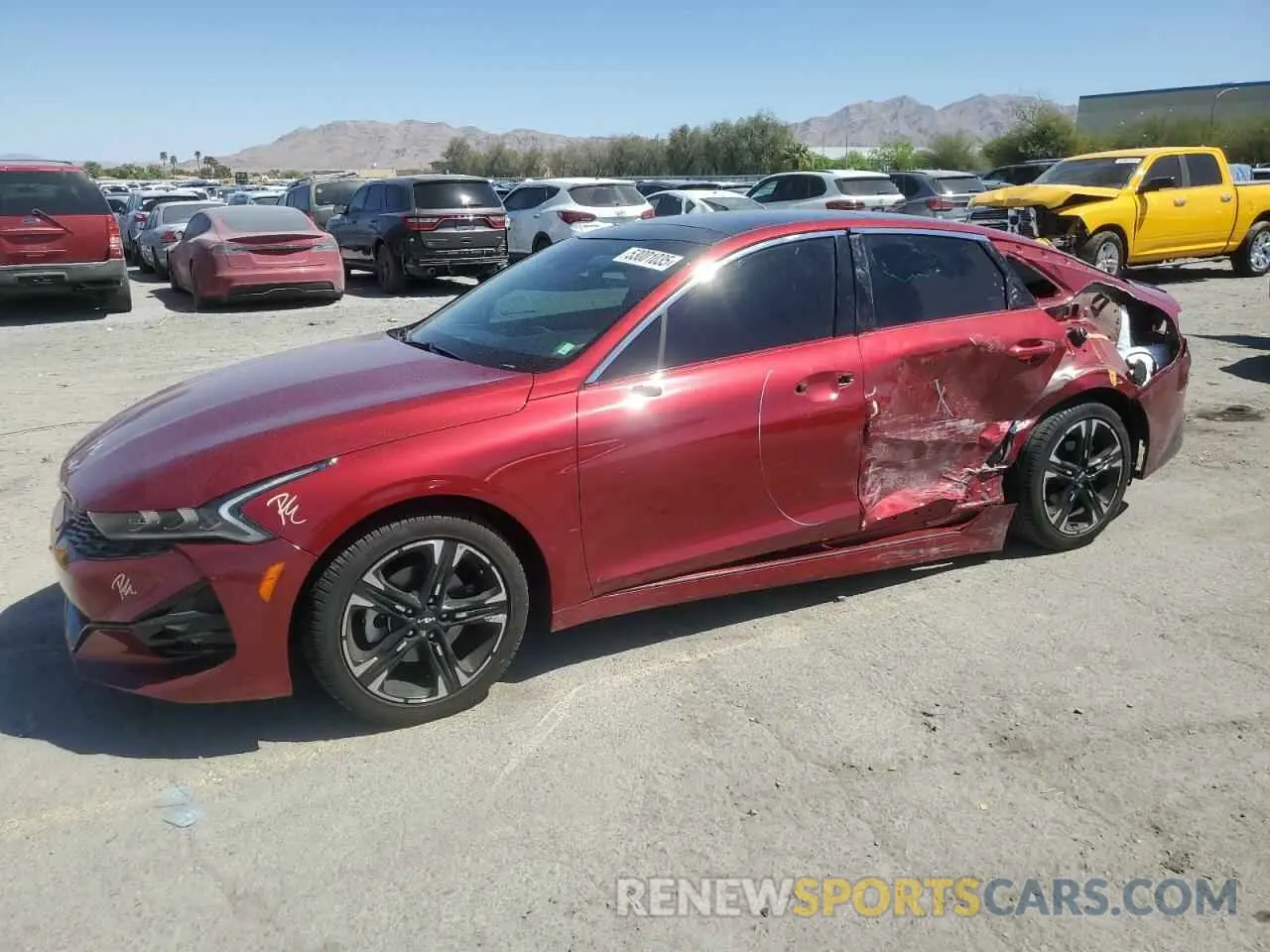 1 Photograph of a damaged car 5XXG64J29NG116307 KIA K5 2022