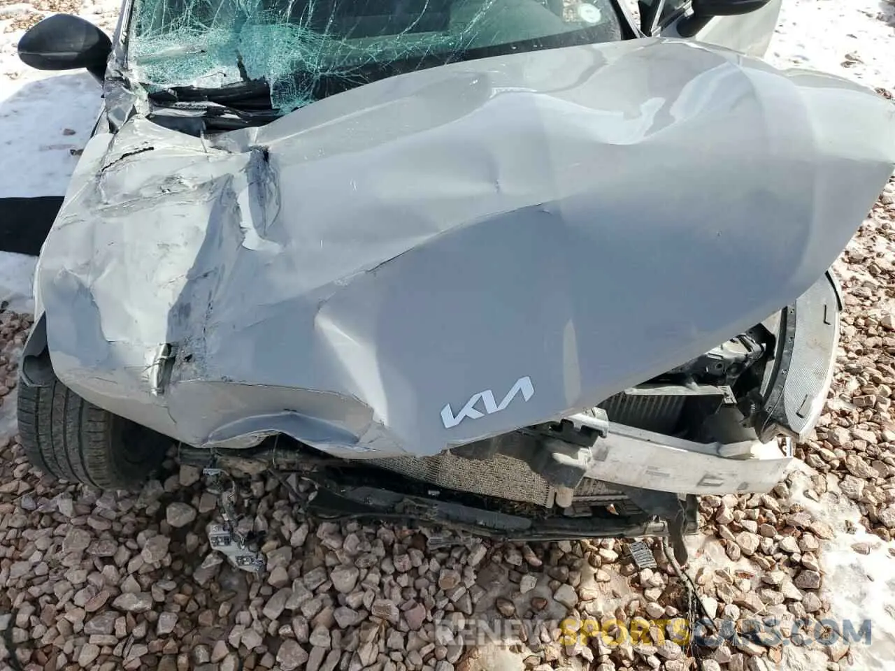 12 Photograph of a damaged car 5XXG64J29NG153485 KIA K5 2022