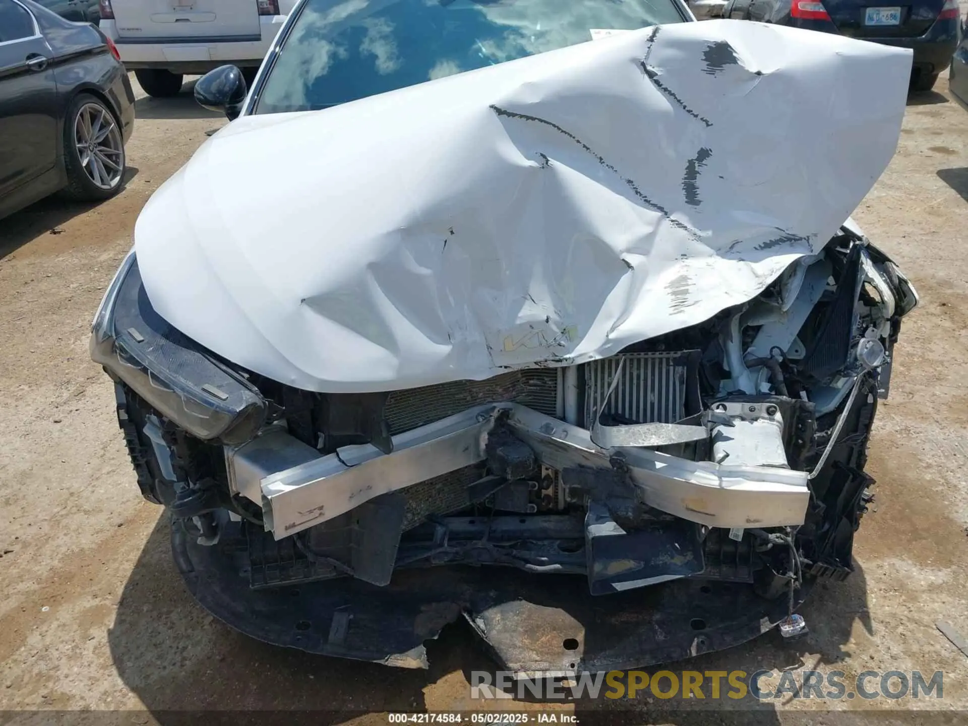 6 Photograph of a damaged car 5XXG64J2XNG094172 KIA K5 2022