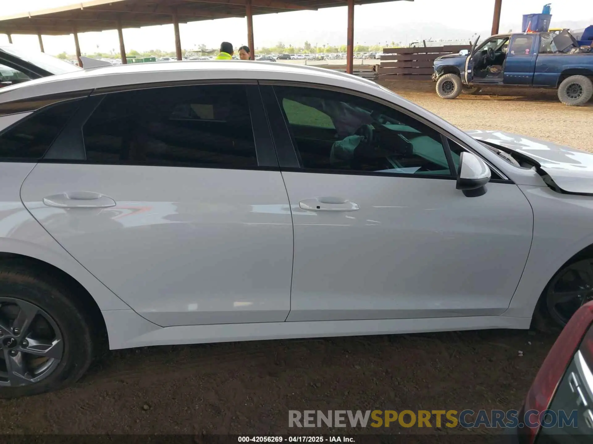 13 Фотография поврежденного автомобиля 5XXG14J21PG207928 KIA K5 2023