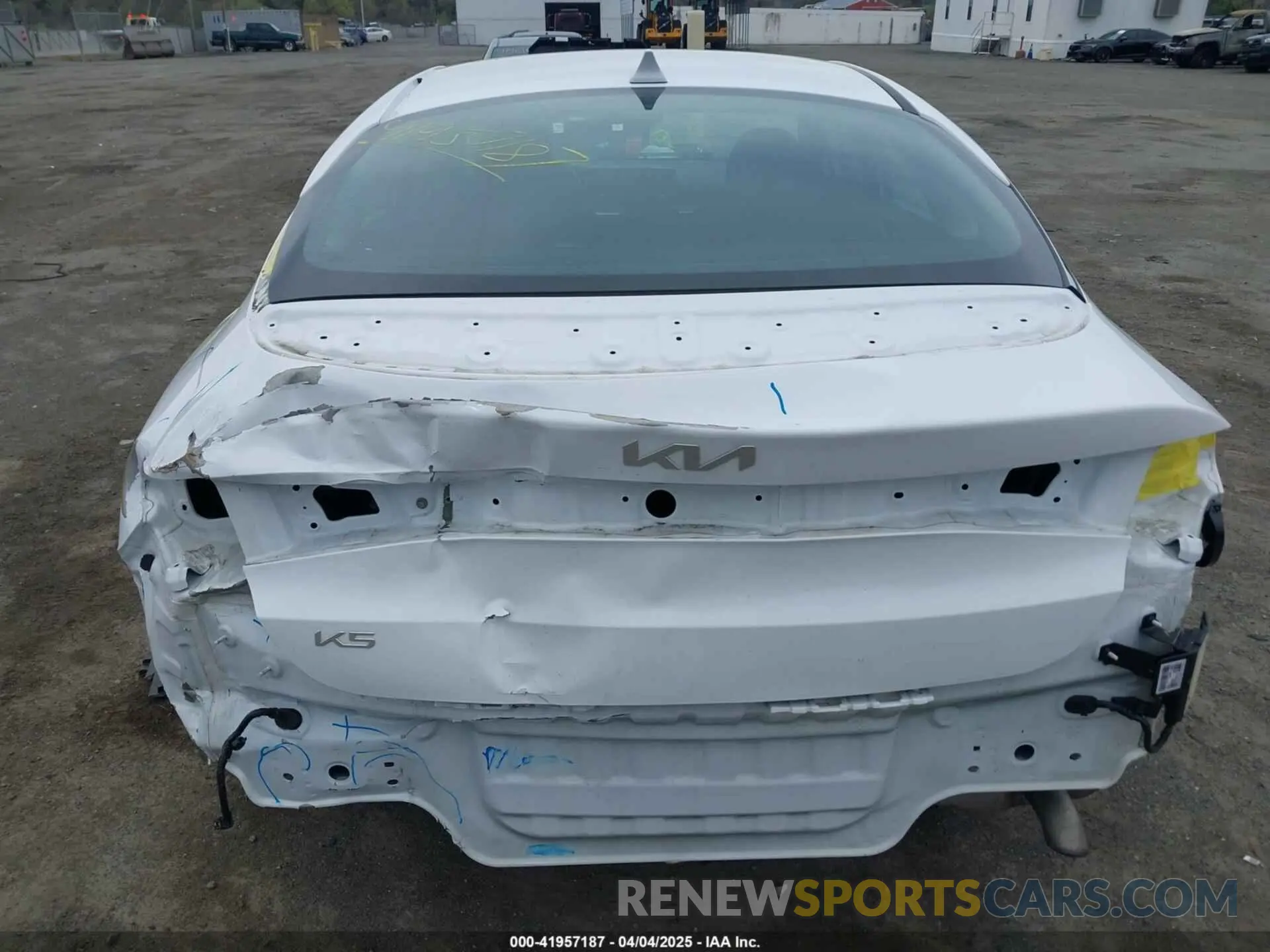 17 Фотография поврежденного автомобиля 5XXG14J25PG199722 KIA K5 2023