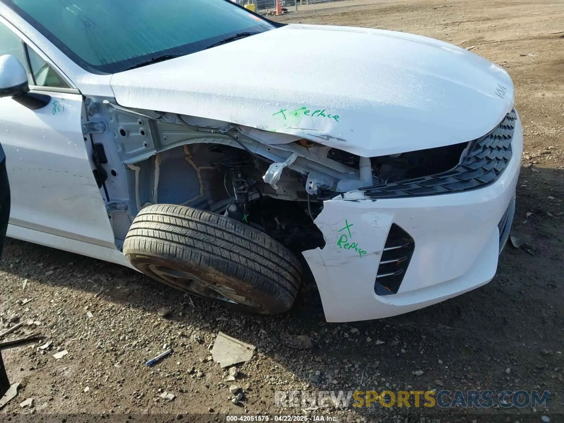 6 Photograph of a damaged car 5XXG14J25PG209181 KIA K5 2023