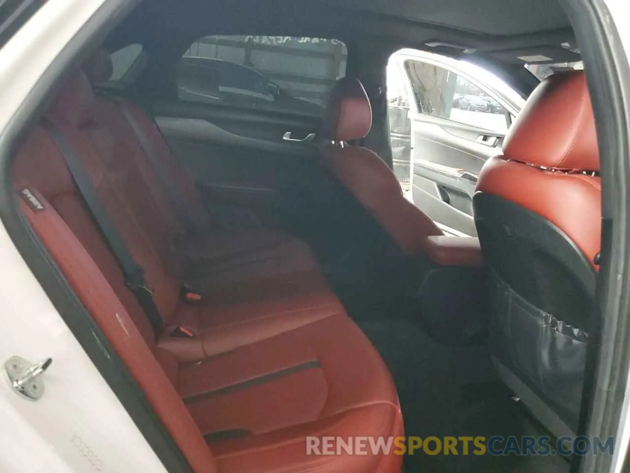 10 Фотография поврежденного автомобиля 5XXG64J20PG208196 KIA K5 2023