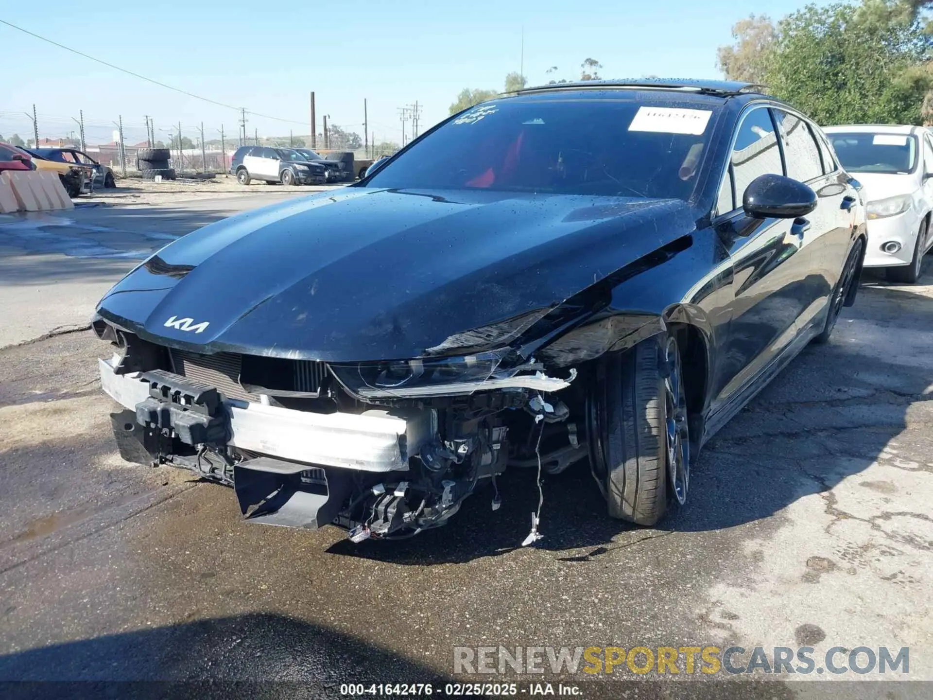 2 Photograph of a damaged car 5XXG64J22PG226277 KIA K5 2023