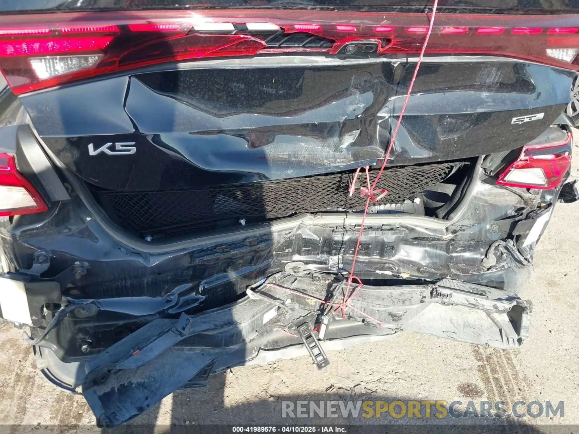 6 Photograph of a damaged car 5XXG64J27PG189100 KIA K5 2023