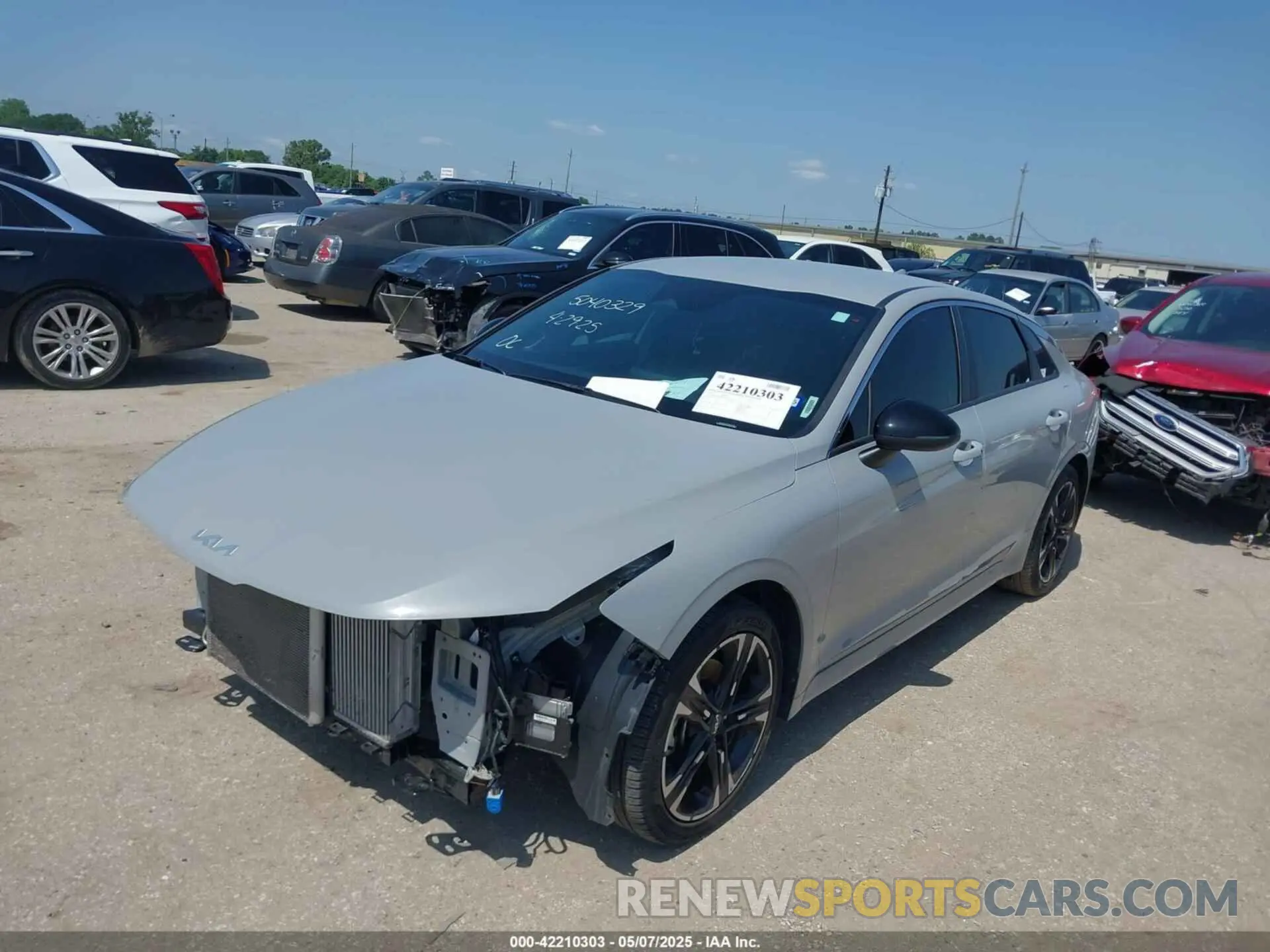2 Photograph of a damaged car 5XXG64J2XPG224678 KIA K5 2023