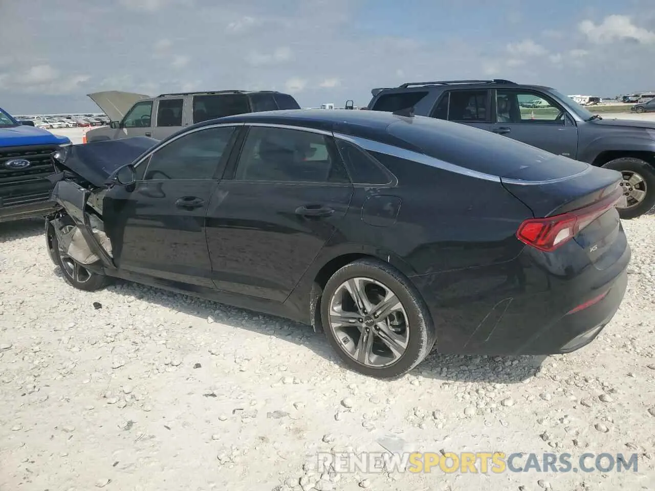 2 Photograph of a damaged car 5XXG34J20RG247334 KIA K5 2024