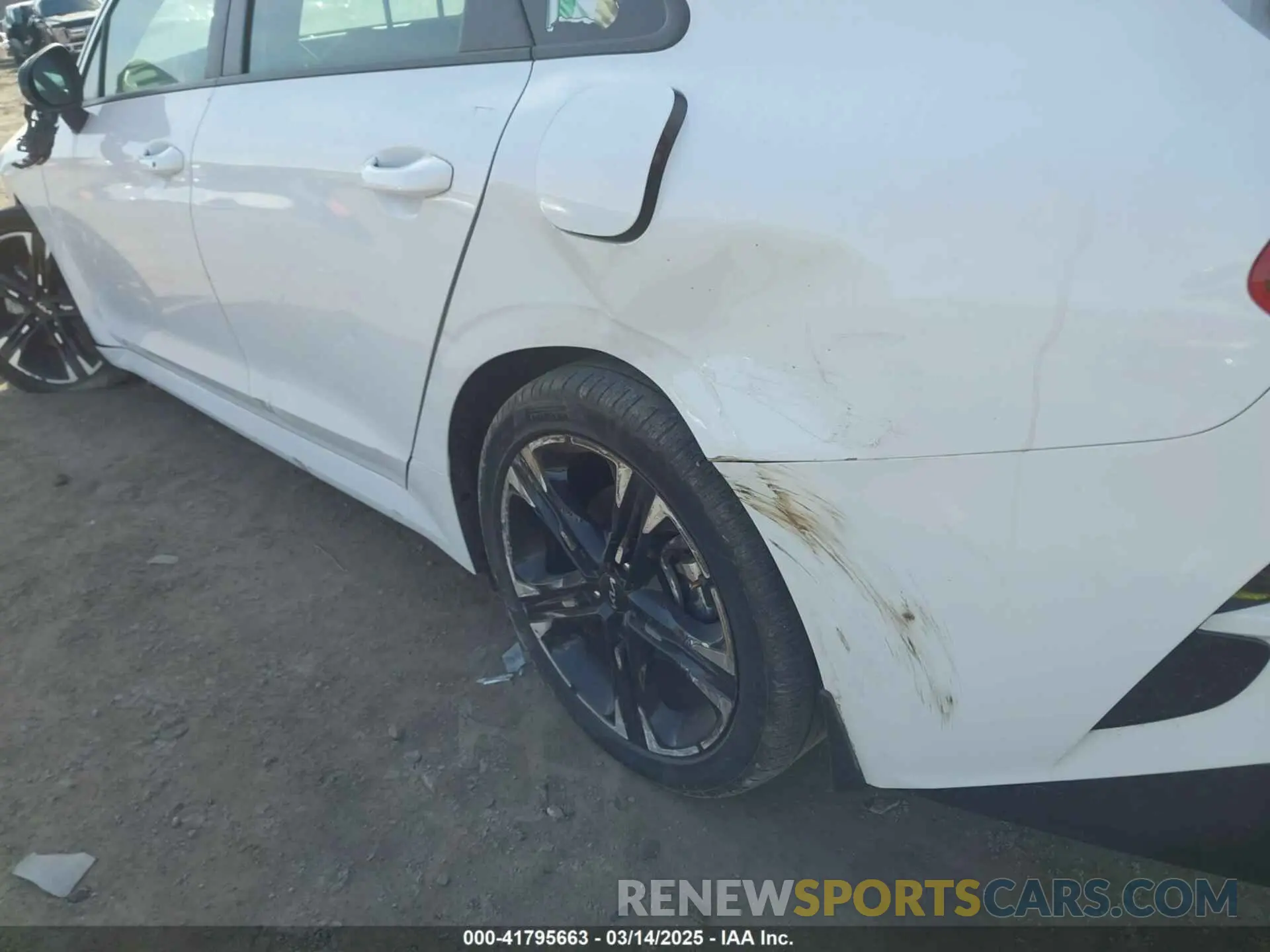 6 Photograph of a damaged car 5XXG64J20RG259832 KIA K5 2024