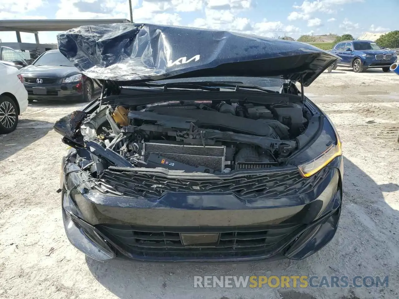 5 Photograph of a damaged car 5XXG64J21RG261024 KIA K5 2024