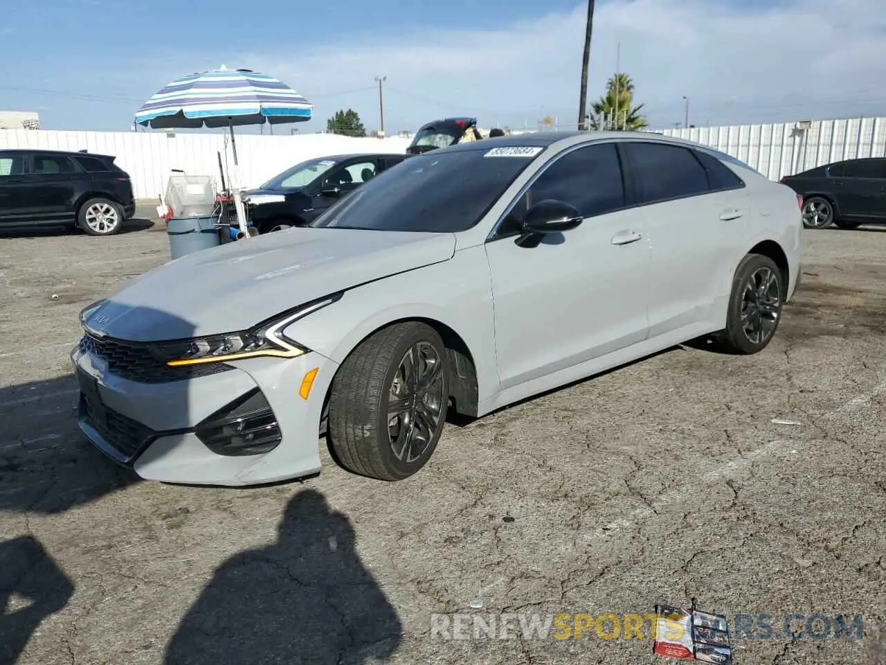 1 Photograph of a damaged car 5XXG64J25RG237325 KIA K5 2024