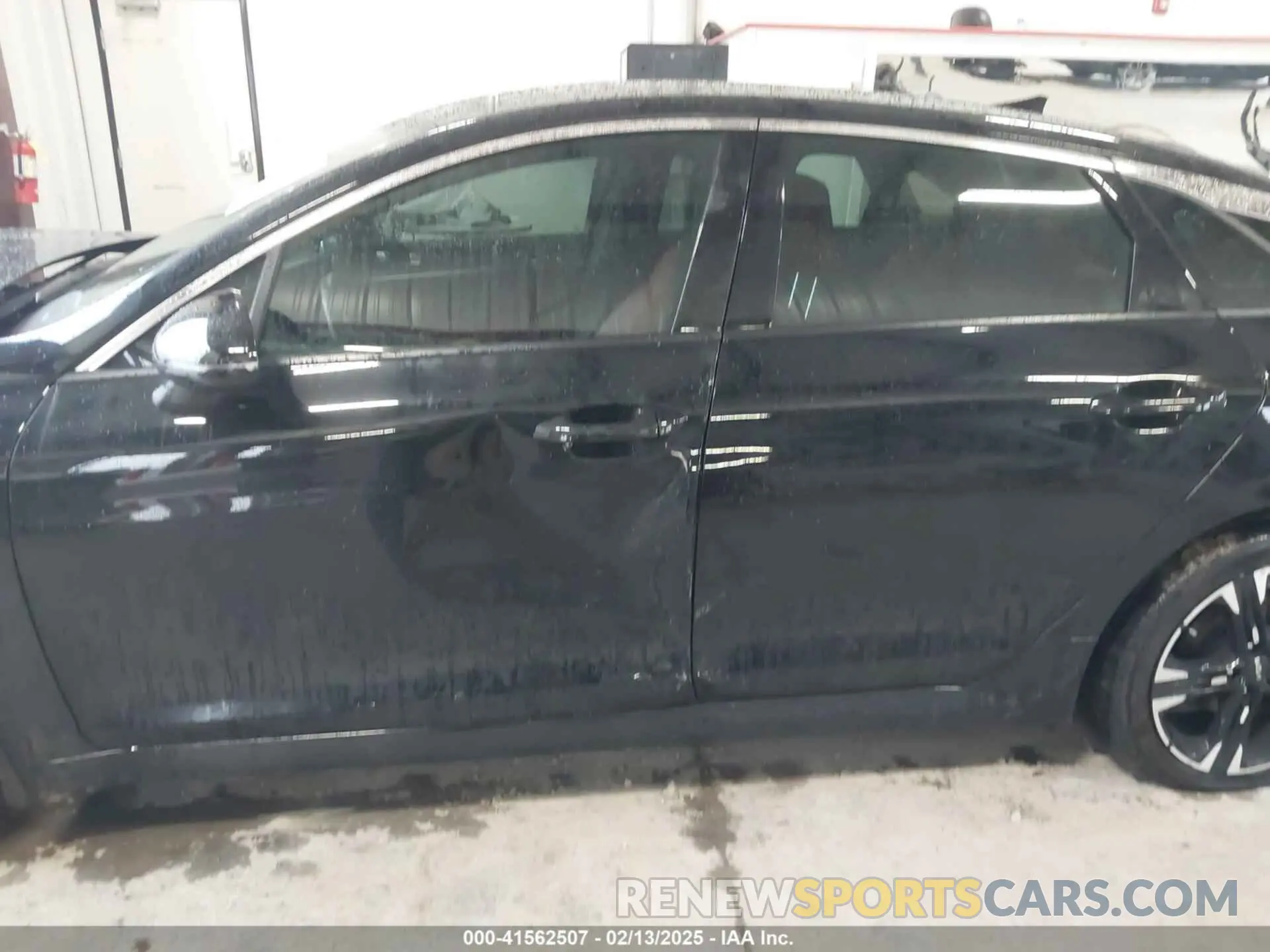 15 Photograph of a damaged car 5XXG64J25RG247952 KIA K5 2024