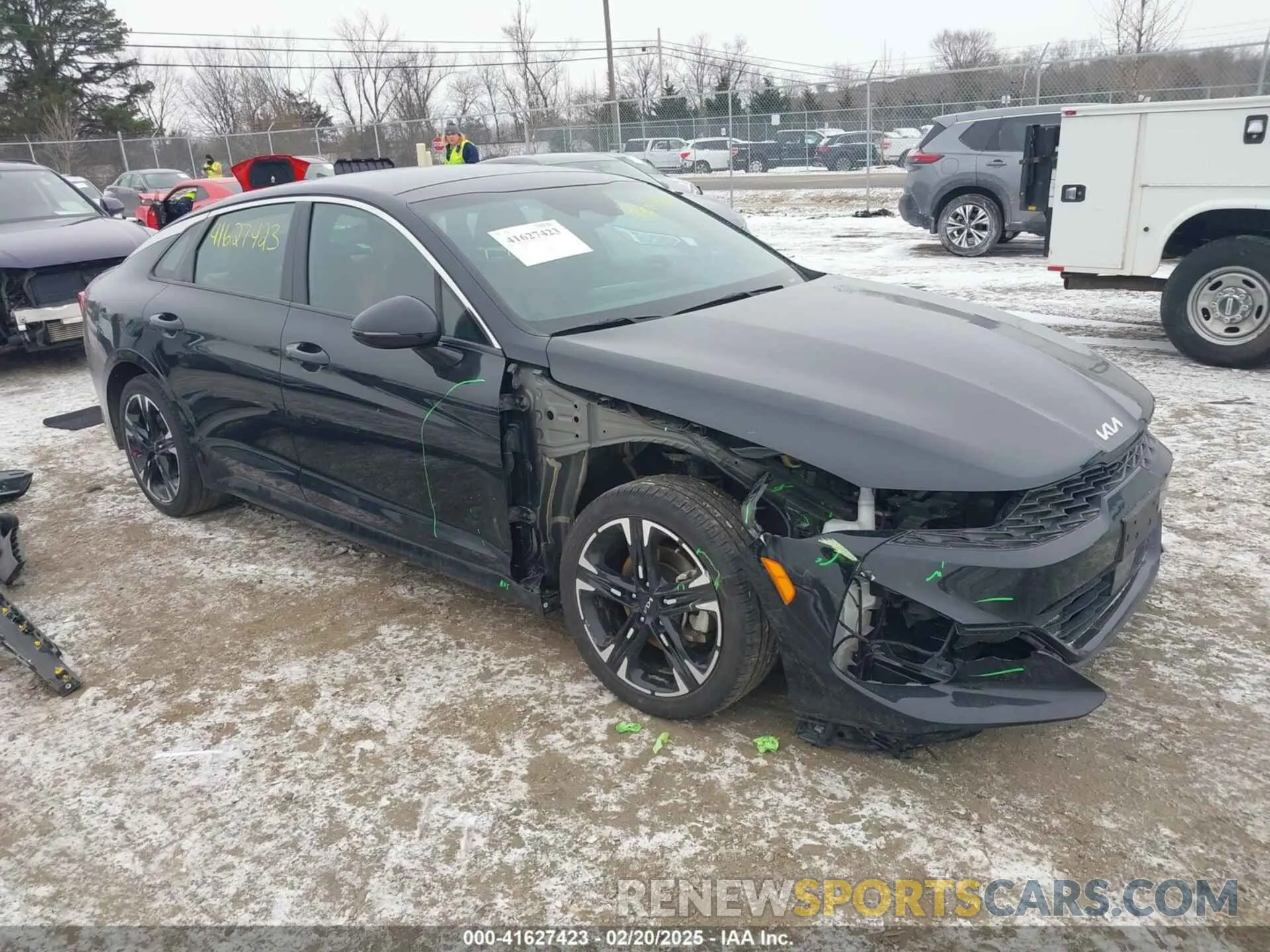 1 Photograph of a damaged car 5XXG64J28RG255155 KIA K5 2024