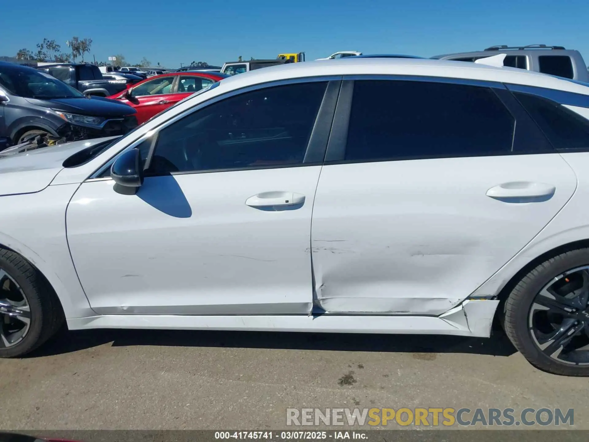 15 Photograph of a damaged car 5XXG64J29RG243841 KIA K5 2024