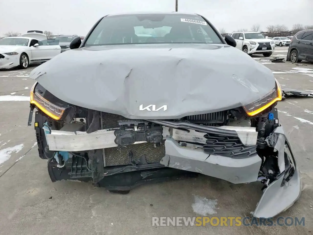 5 Photograph of a damaged car 5XXG64J29RG247811 KIA K5 2024
