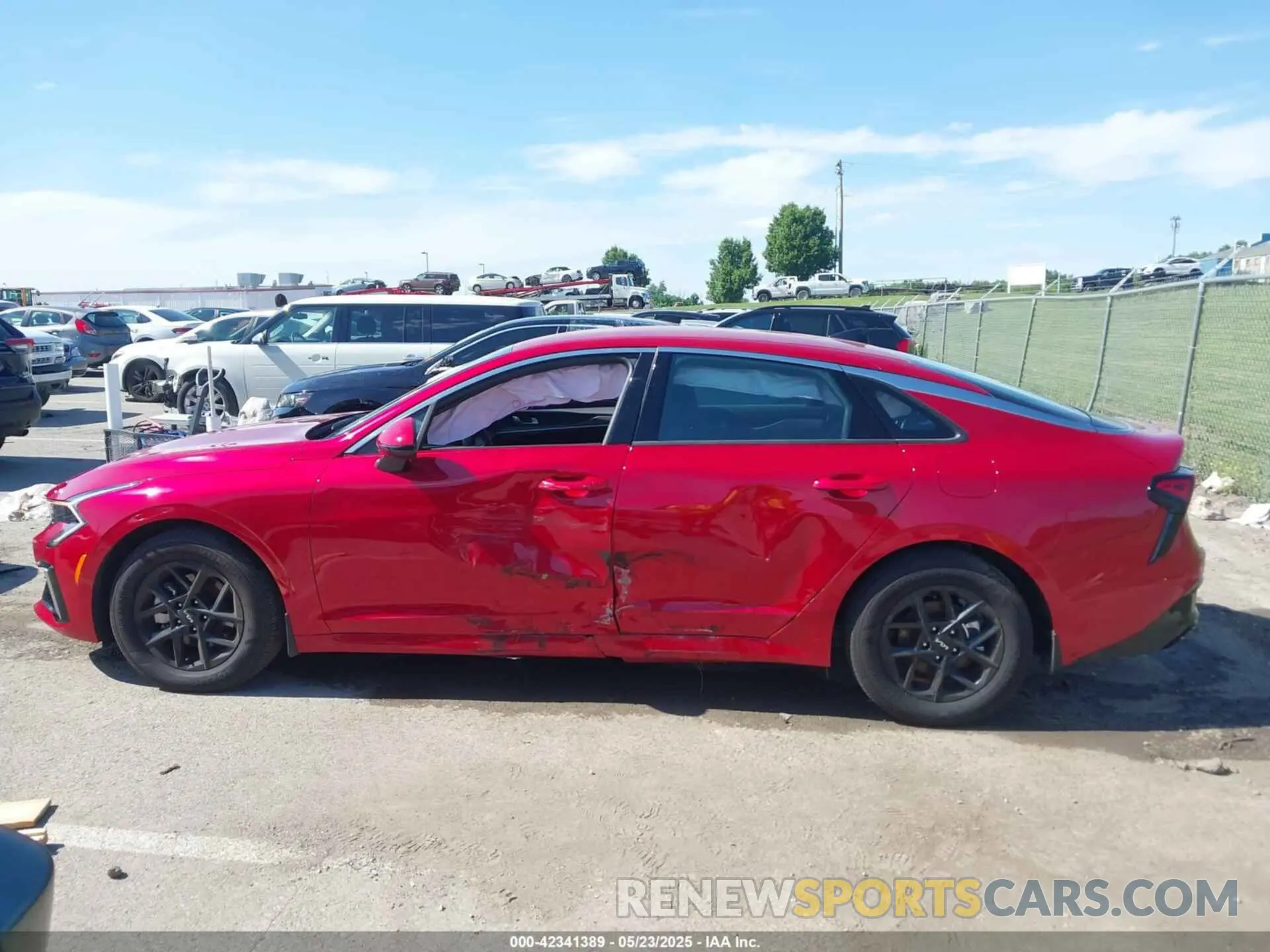 14 Photograph of a damaged car KNAG24J77S5289697 KIA K5 2025