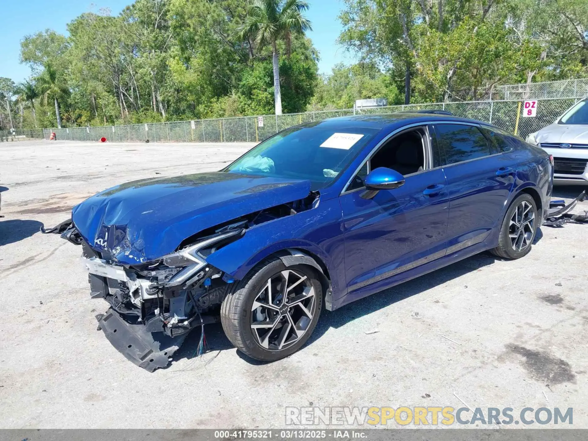 2 Photograph of a damaged car KNAG34J77S5268619 KIA K5 2025