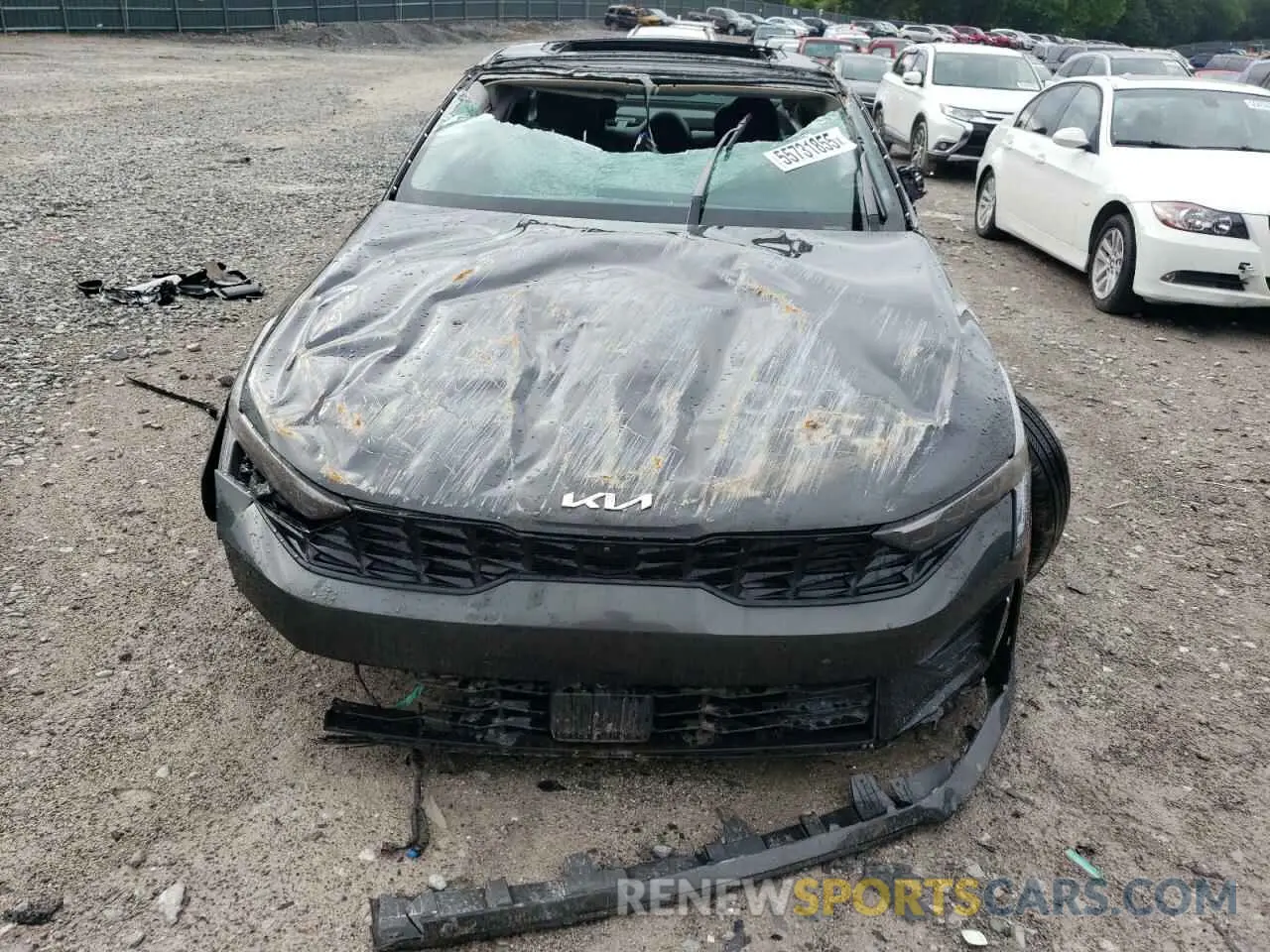 5 Photograph of a damaged car KNAG34J79S5271201 KIA K5 2025