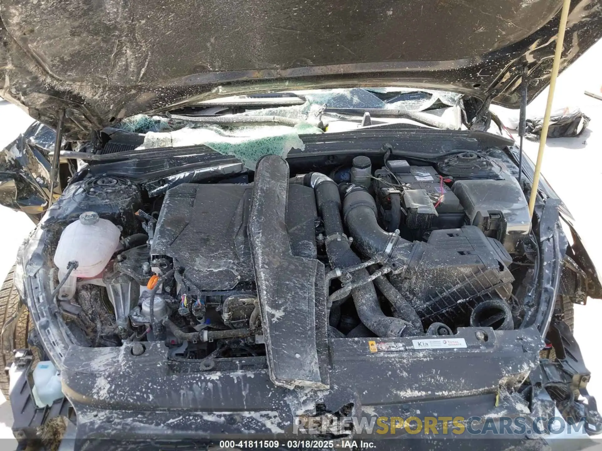 10 Photograph of a damaged car KNAG44J82S5317781 KIA K5 2025