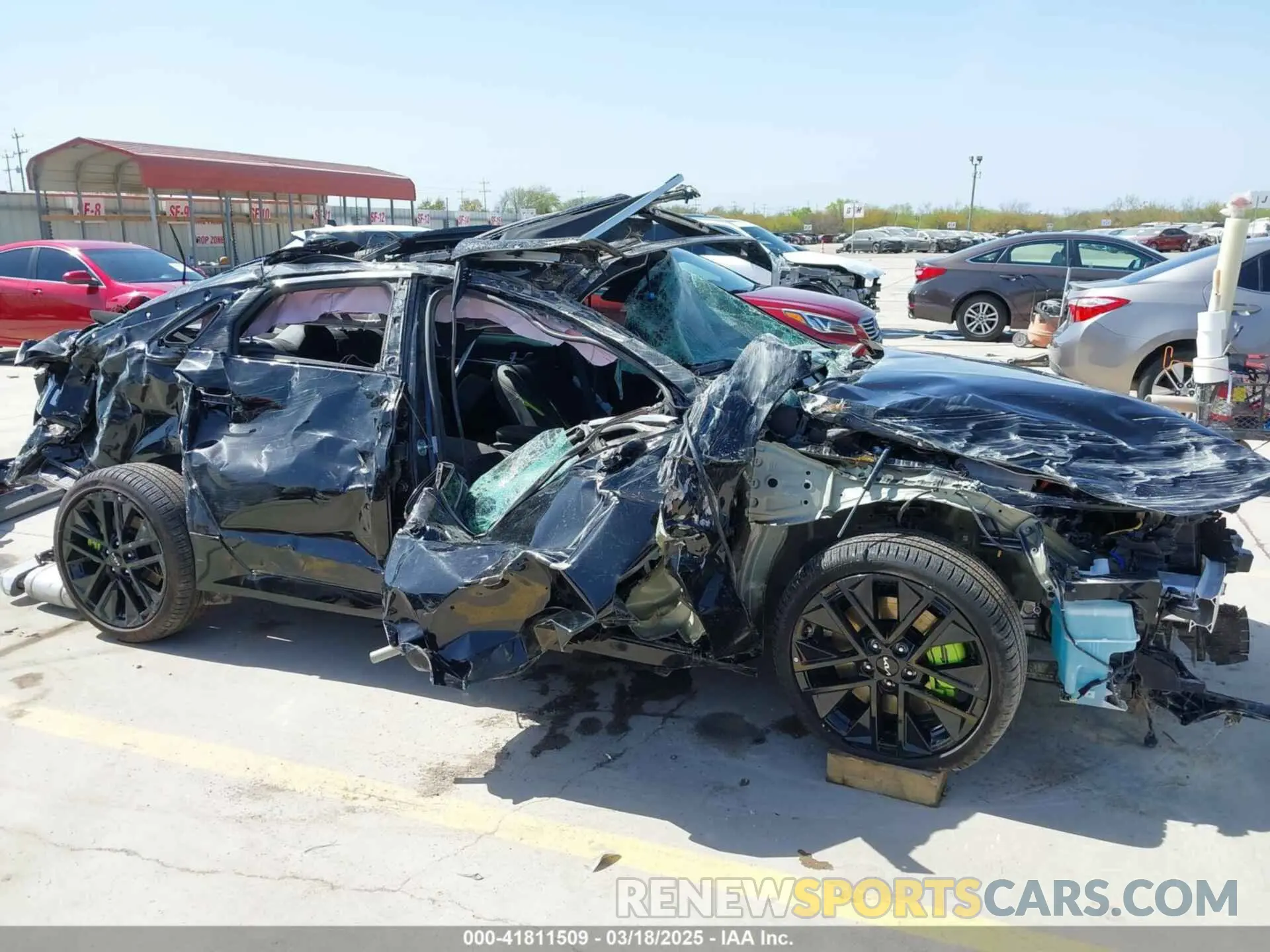 13 Photograph of a damaged car KNAG44J82S5317781 KIA K5 2025