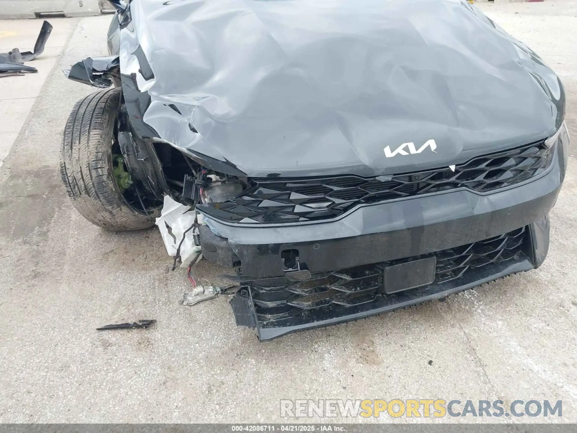 6 Фотография поврежденного автомобиля KNAG44J83S5341295 KIA K5 2025