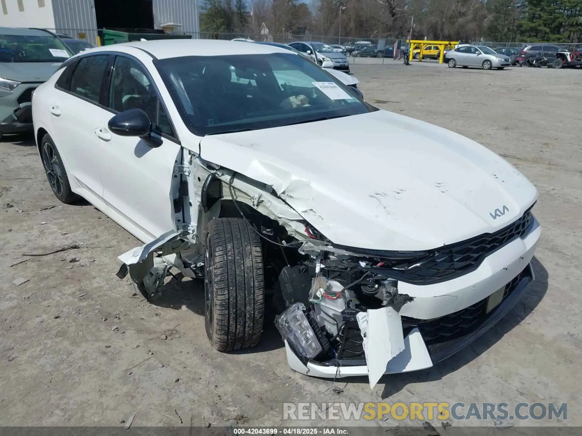 6 Photograph of a damaged car KNAG64J70S5314265 KIA K5 2025