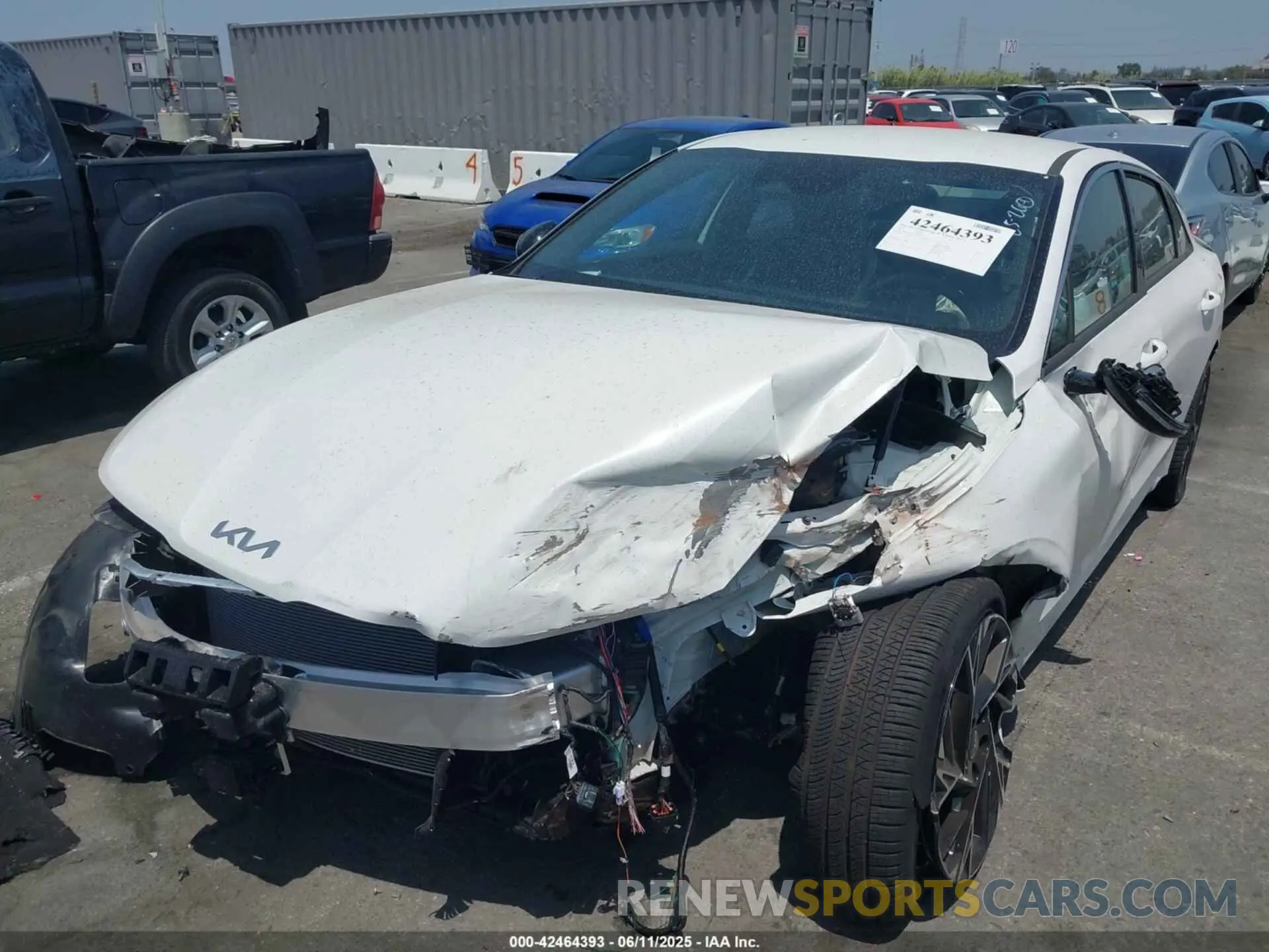 6 Photograph of a damaged car KNAG64J74S5352551 KIA K5 2025