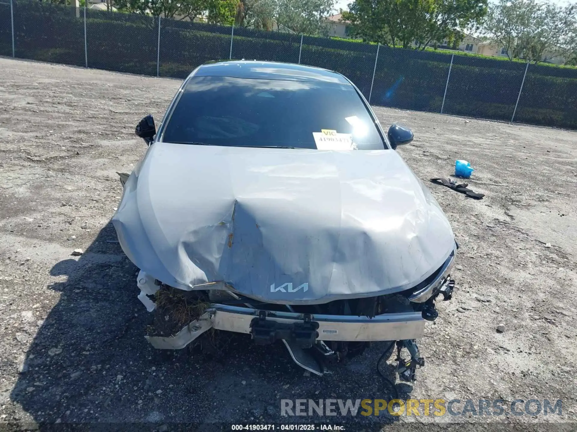 12 Photograph of a damaged car KNAG64J75S5327447 KIA K5 2025