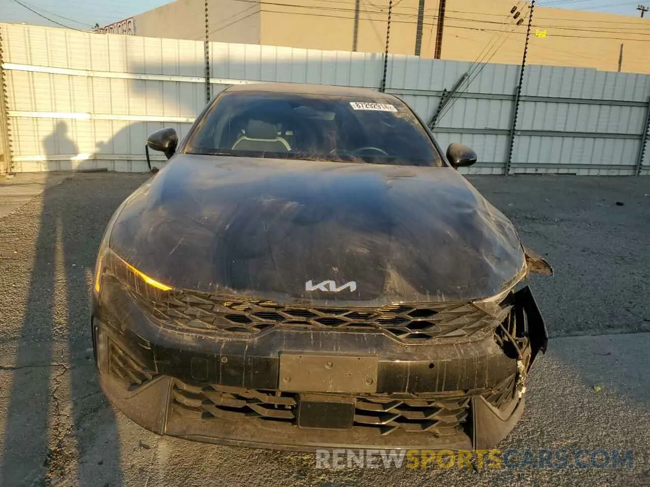 5 Photograph of a damaged car KNAG64J76S5273334 KIA K5 2025