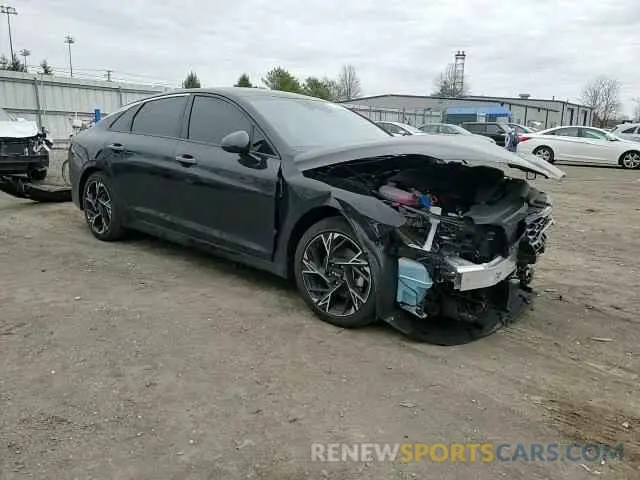 10 Photograph of a damaged car KNAG64J76S5336125 KIA K5 2025