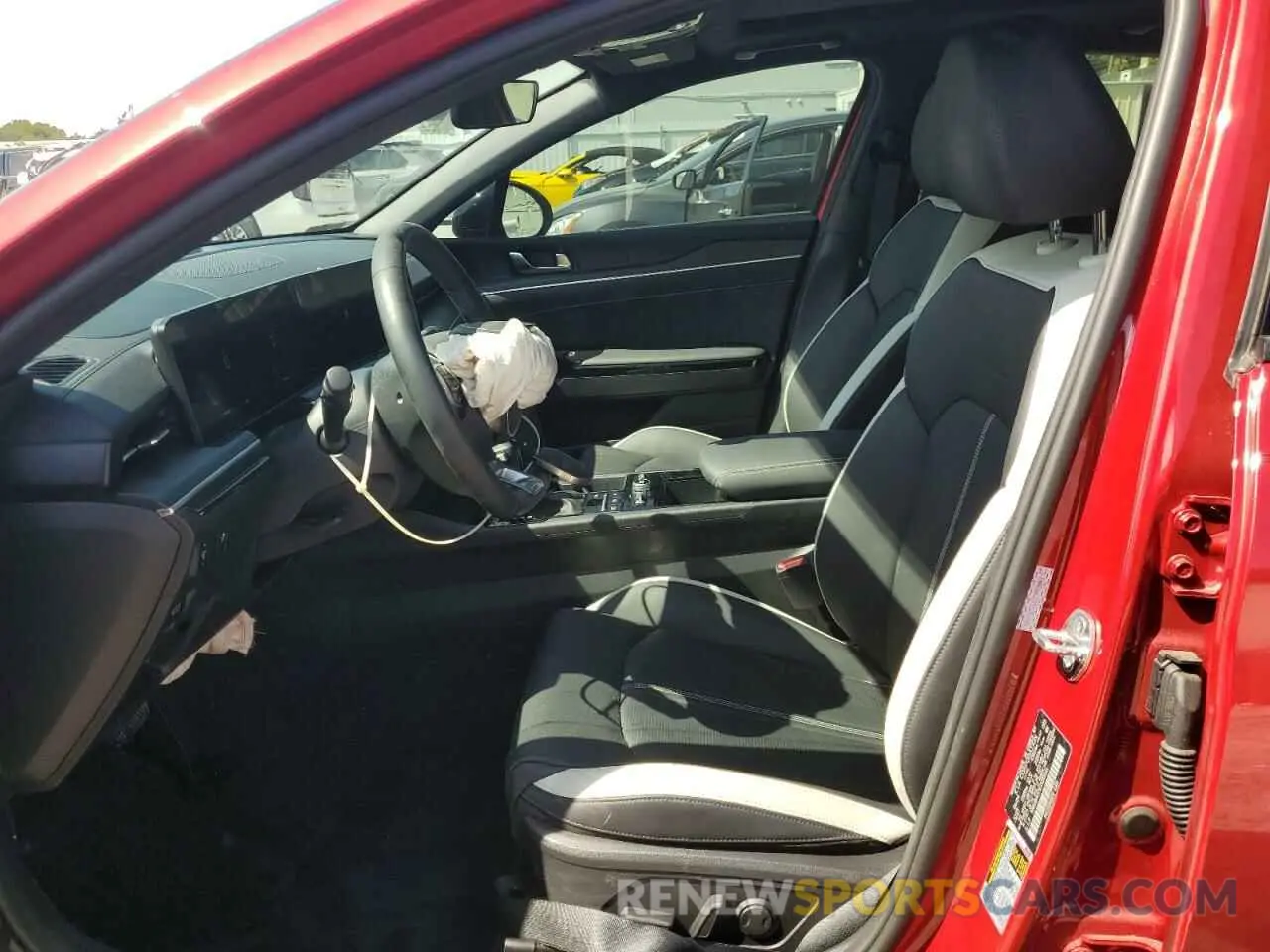7 Photograph of a damaged car KNAG64J79S5281041 KIA K5 2025