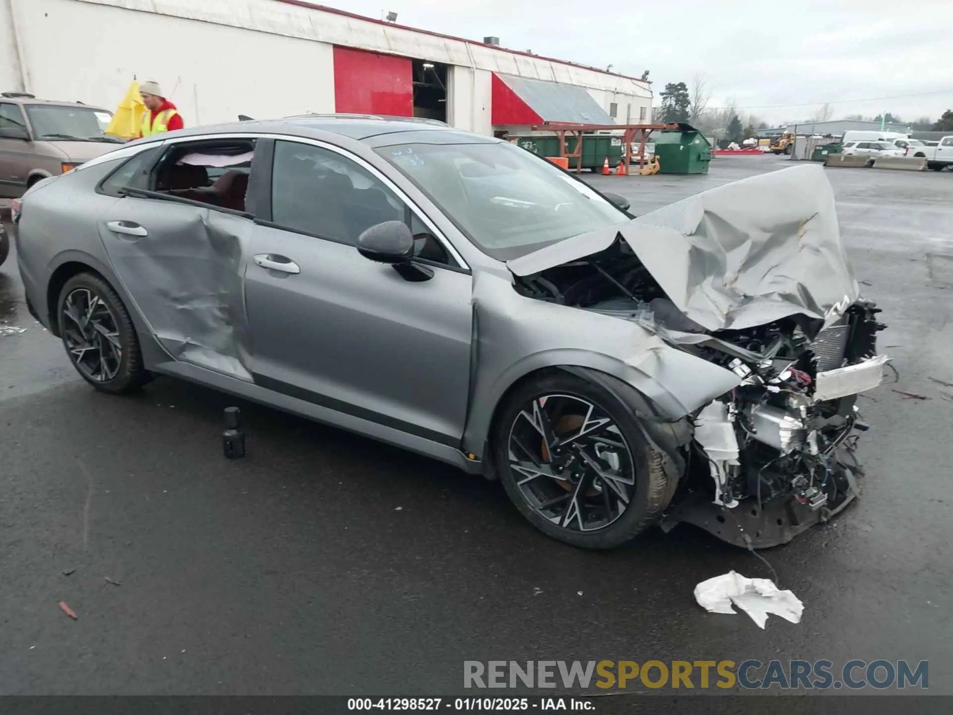 1 Photograph of a damaged car KNAG64J79S5337107 KIA K5 2025