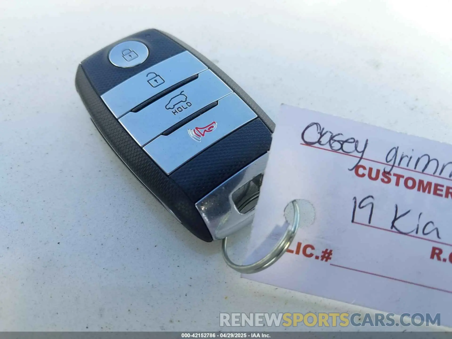 11 Фотография поврежденного автомобиля KNDCB3LC1K5239853 KIA NIRO 2019