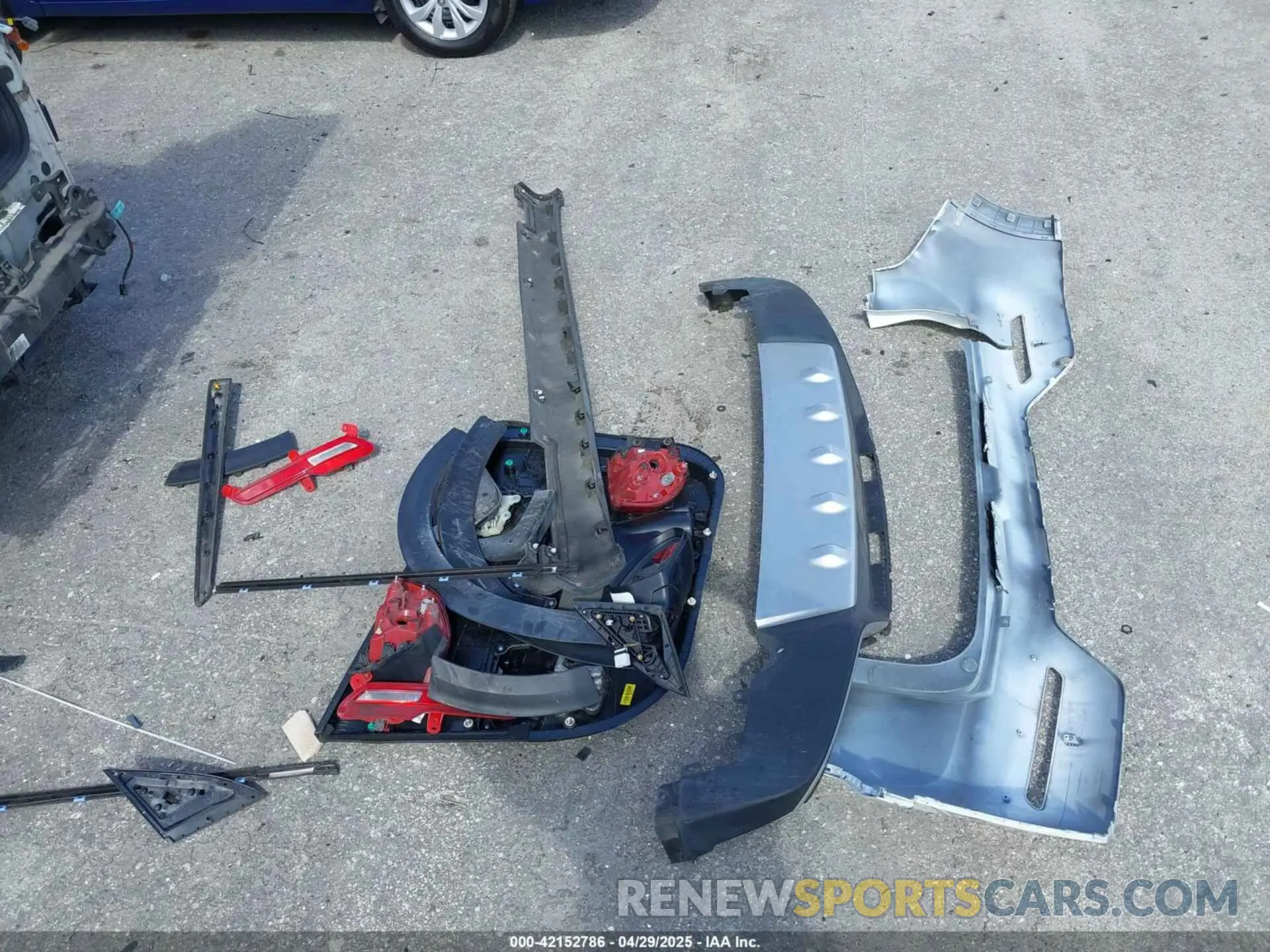 12 Фотография поврежденного автомобиля KNDCB3LC1K5239853 KIA NIRO 2019