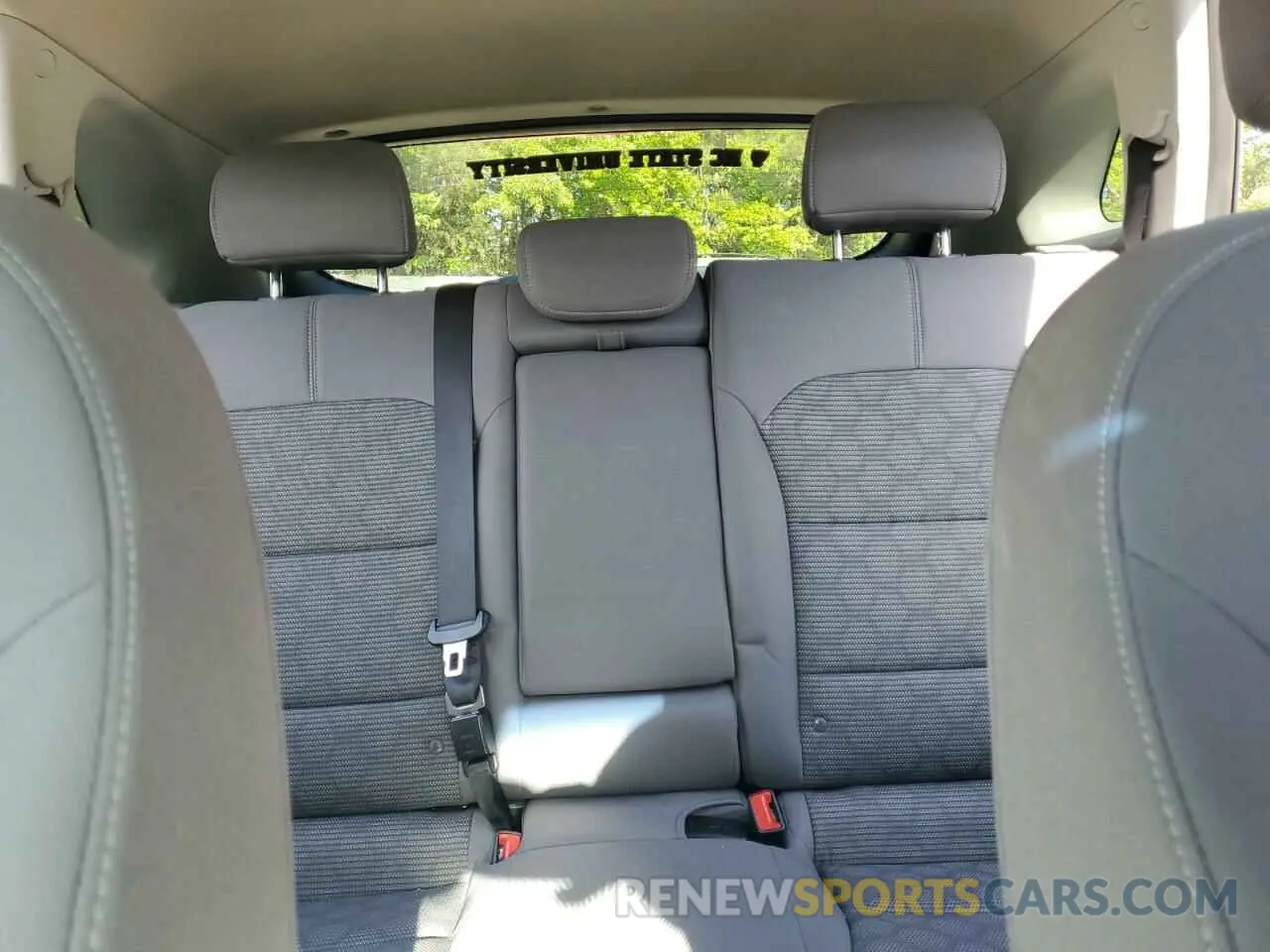 10 Photograph of a damaged car KNDCB3LC1K5296974 KIA NIRO 2019