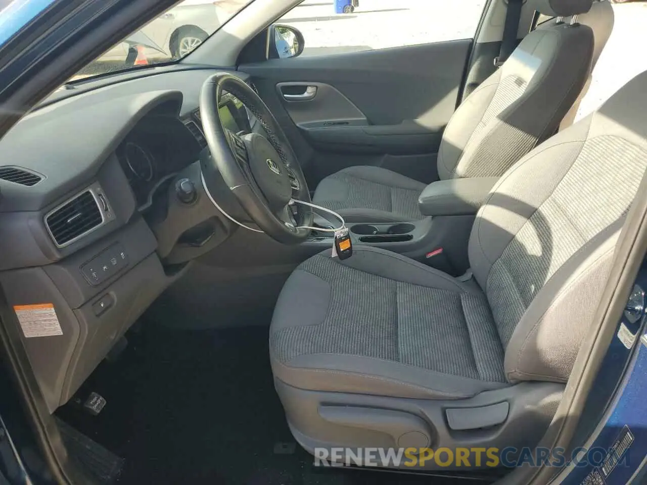 7 Photograph of a damaged car KNDCB3LC1K5296974 KIA NIRO 2019