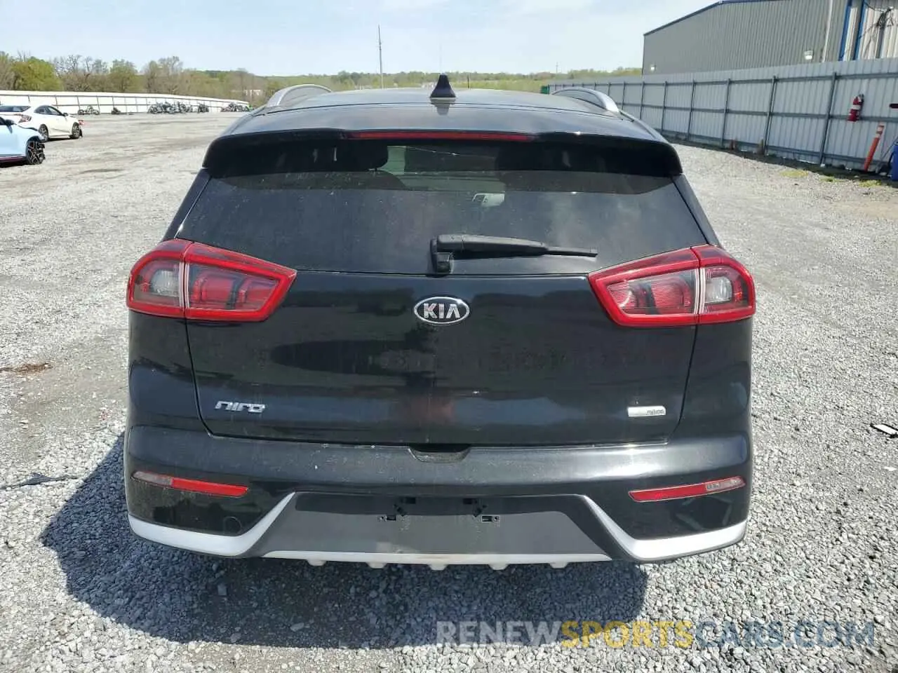 6 Photograph of a damaged car KNDCB3LC2K5334311 KIA NIRO 2019