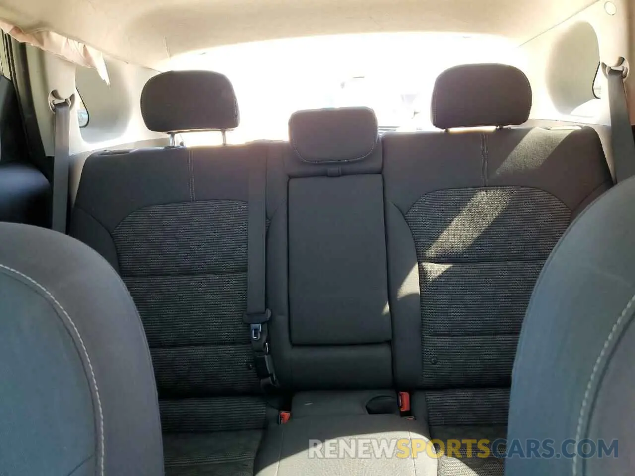 10 Photograph of a damaged car KNDCB3LC3K5240941 KIA NIRO 2019