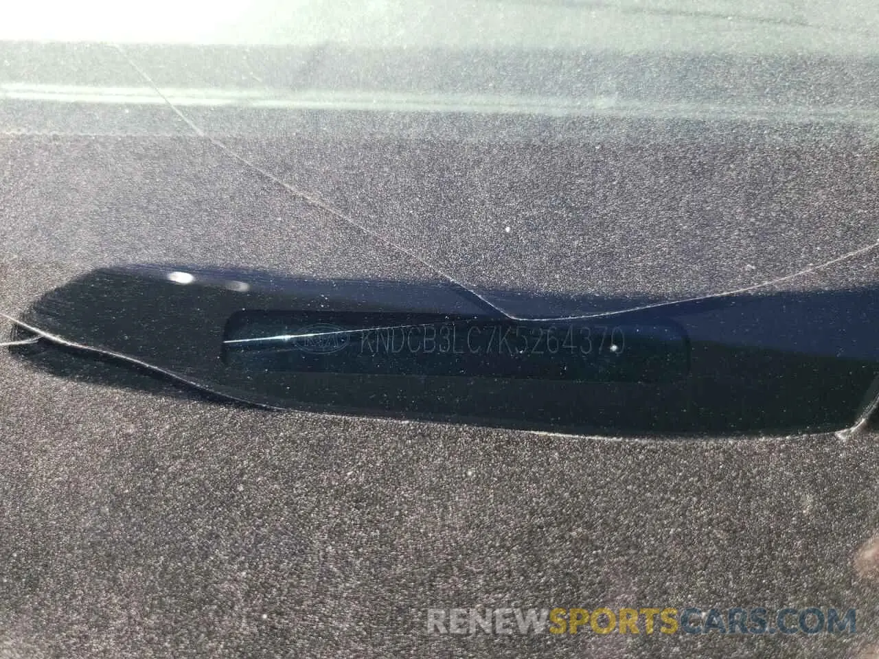13 Photograph of a damaged car KNDCB3LC7K5264370 KIA NIRO 2019
