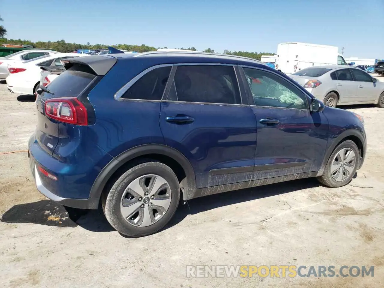 3 Photograph of a damaged car KNDCB3LC7K5264370 KIA NIRO 2019