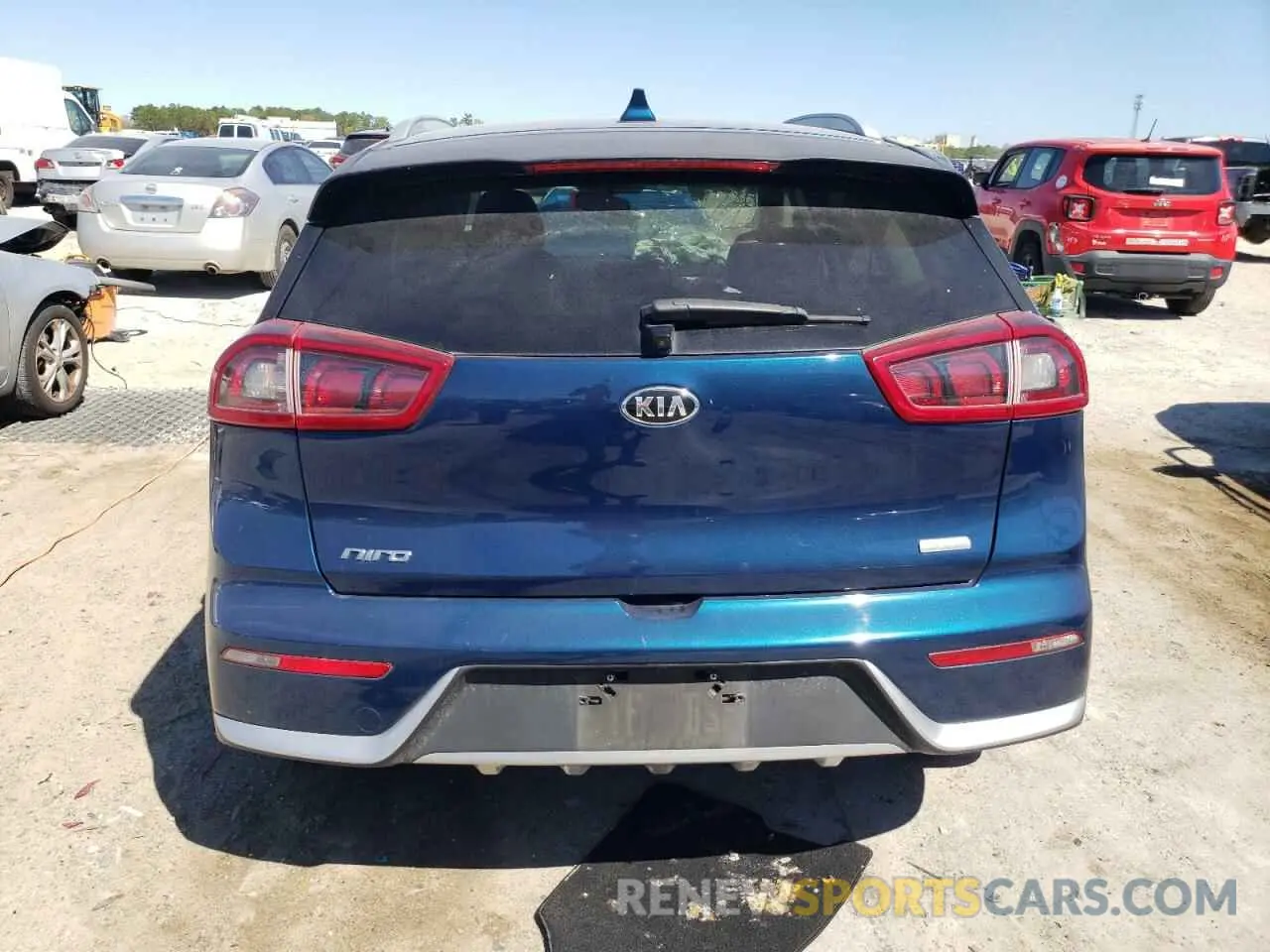 6 Photograph of a damaged car KNDCB3LC7K5264370 KIA NIRO 2019