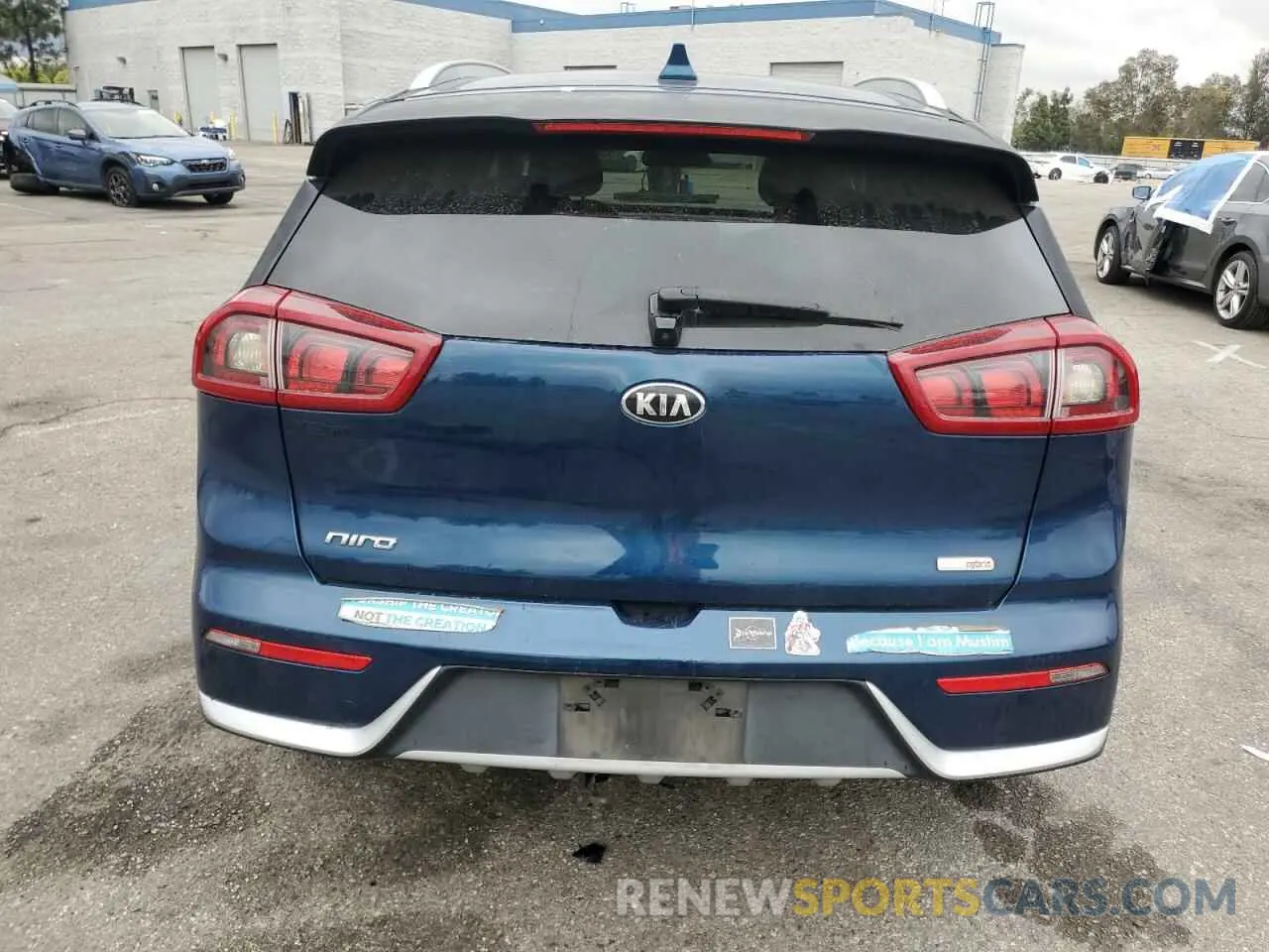6 Фотография поврежденного автомобиля KNDCB3LCXK5241830 KIA NIRO 2019