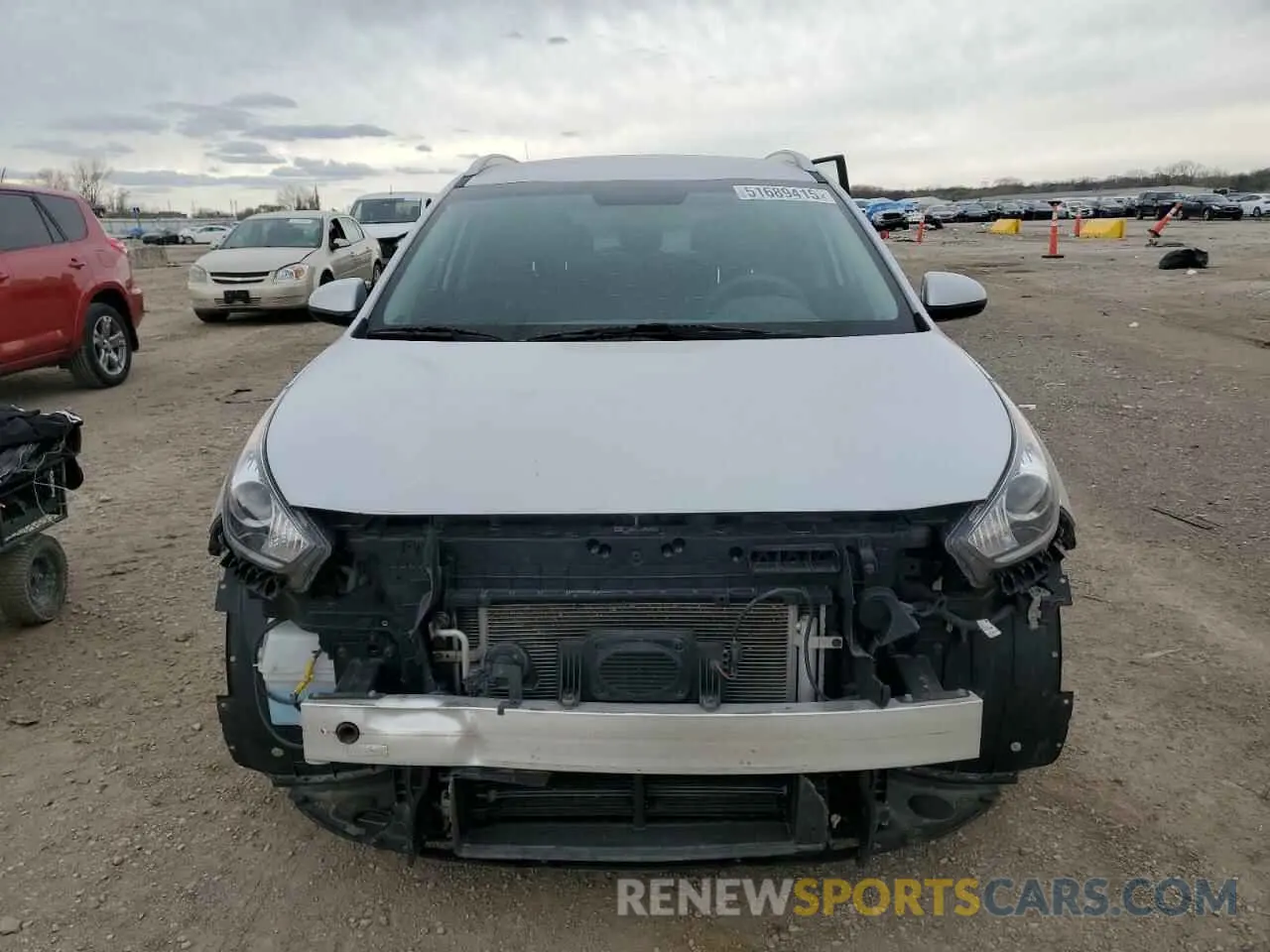 5 Photograph of a damaged car KNDCB3LCXK5351132 KIA NIRO 2019