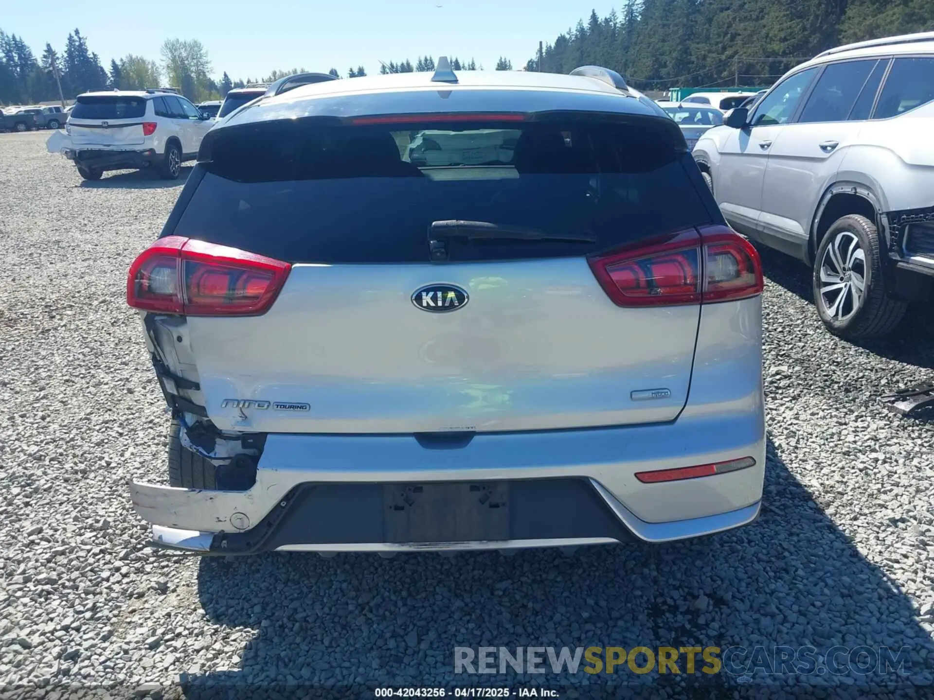 16 Photograph of a damaged car KNDCC3LC2K5248526 KIA NIRO 2019