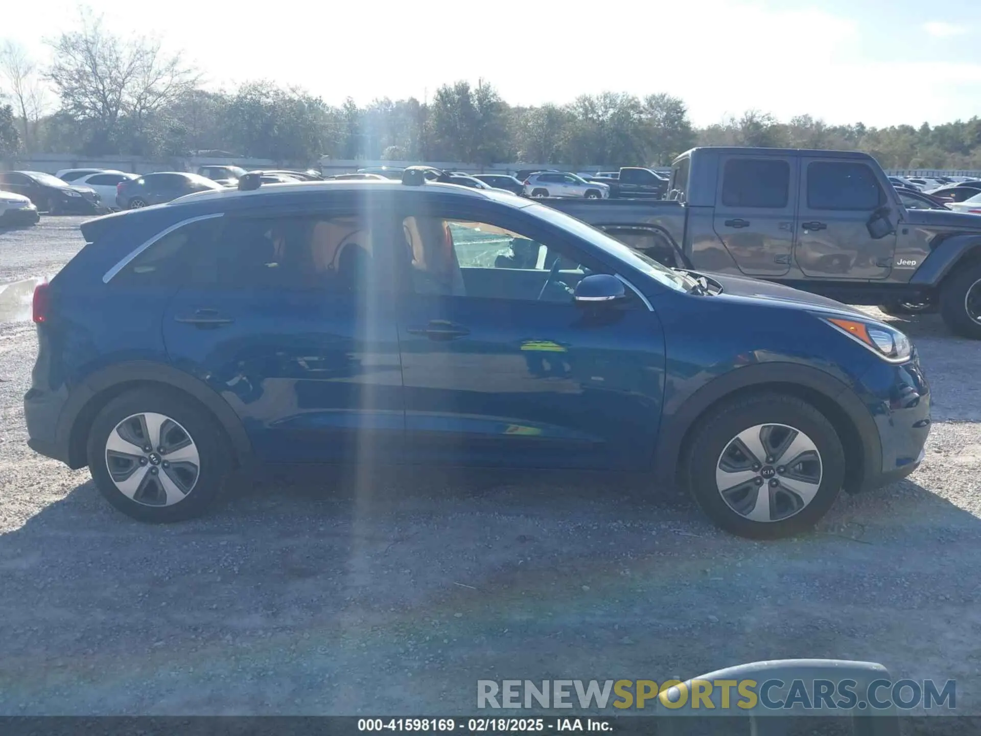 14 Фотография поврежденного автомобиля KNDCC3LC2K5265519 KIA NIRO 2019