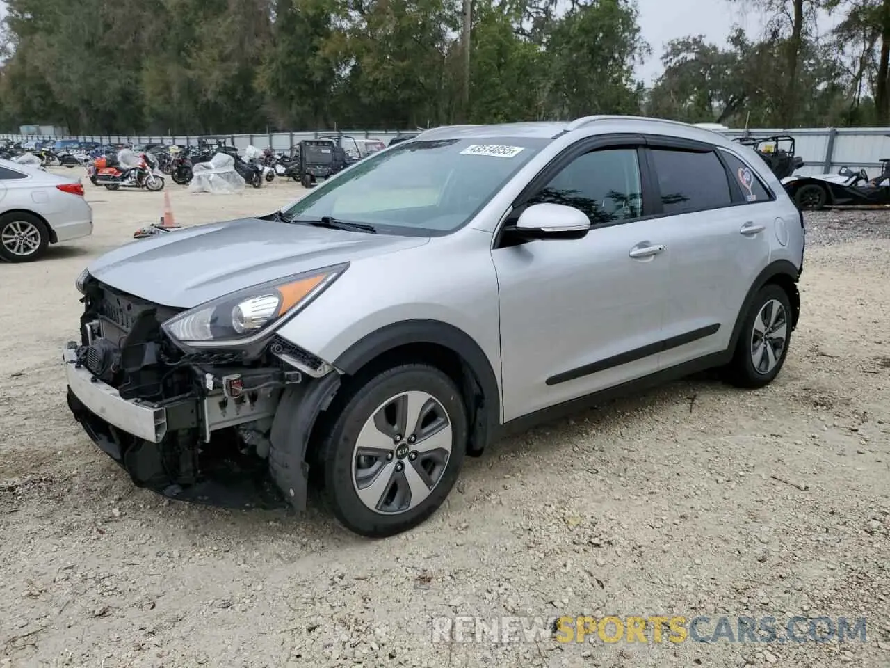 1 Photograph of a damaged car KNDCC3LC5K5303986 KIA NIRO 2019