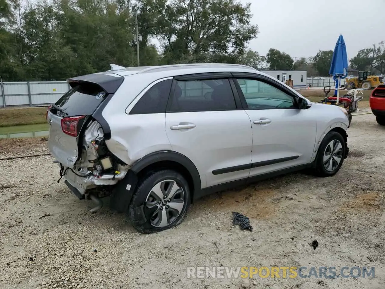 3 Photograph of a damaged car KNDCC3LC5K5303986 KIA NIRO 2019