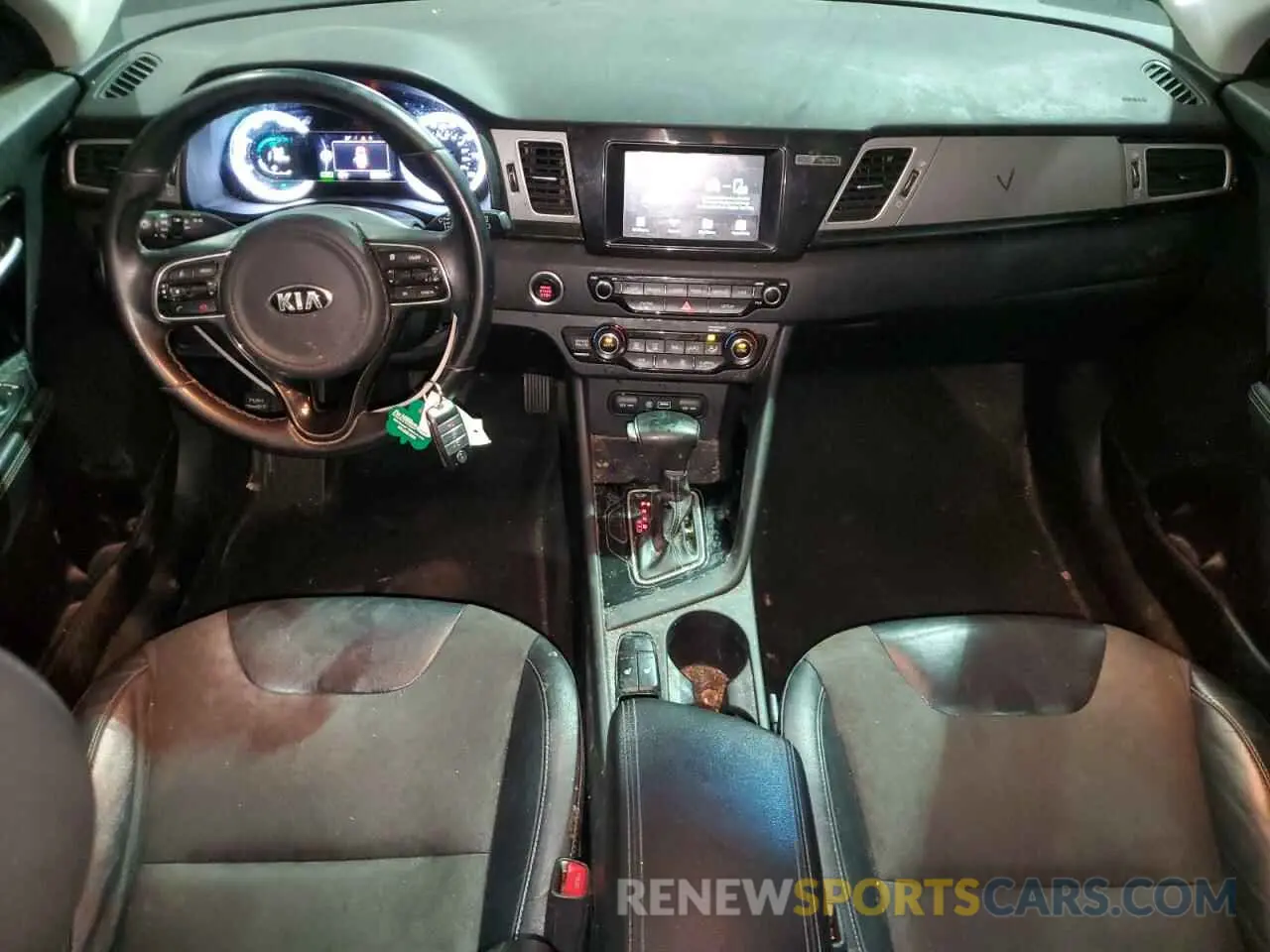 8 Photograph of a damaged car KNDCC3LC9K5225891 KIA NIRO 2019