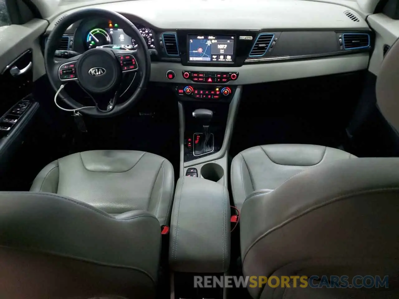 8 Photograph of a damaged car KNDCC3LD1K5325511 KIA NIRO 2019