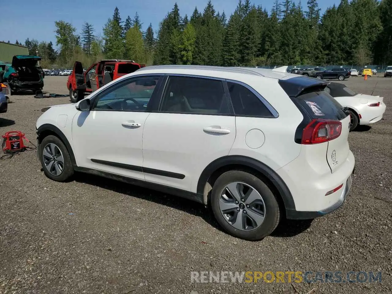2 Photograph of a damaged car KNDCC3LD2K5273936 KIA NIRO 2019